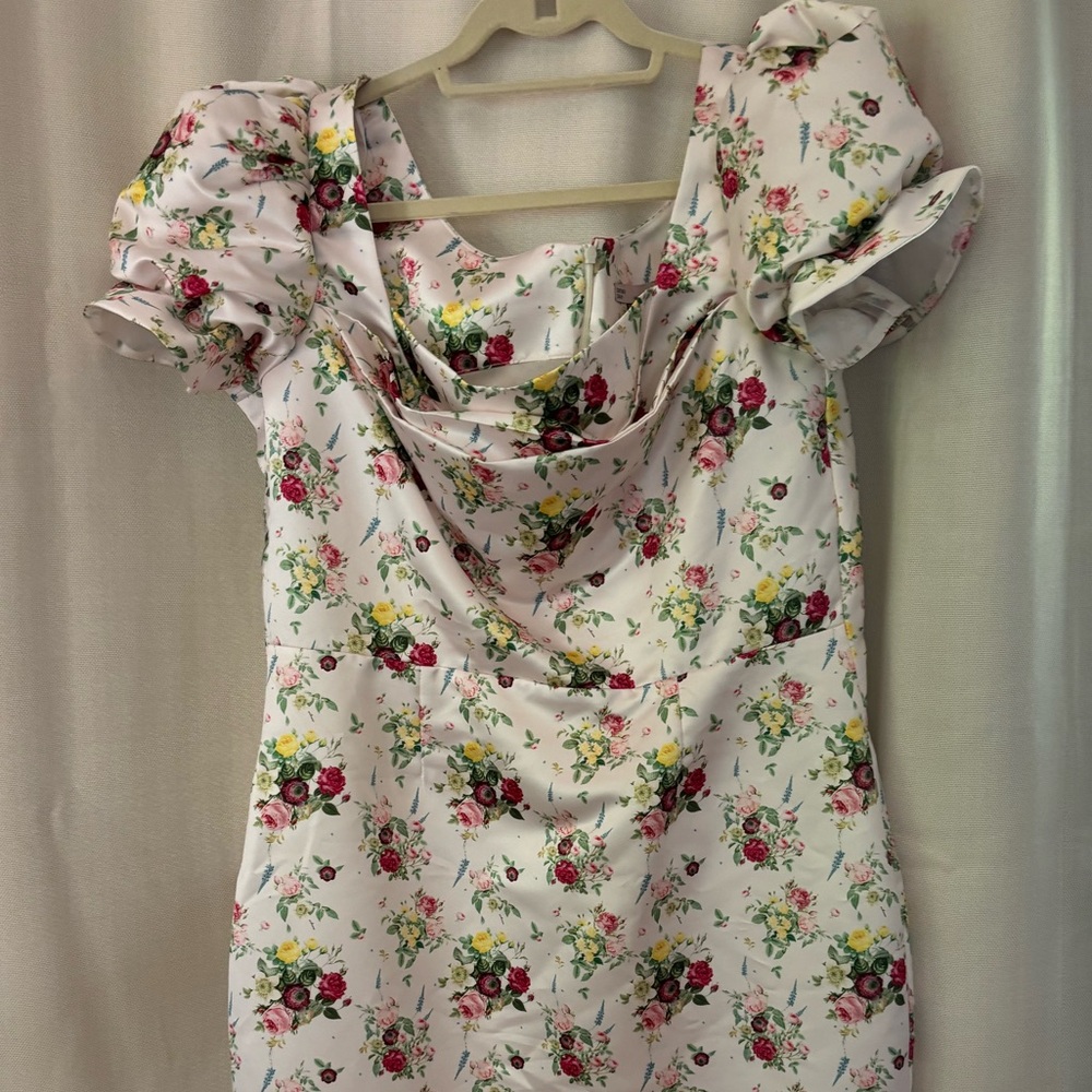 Women’s midi floral dress